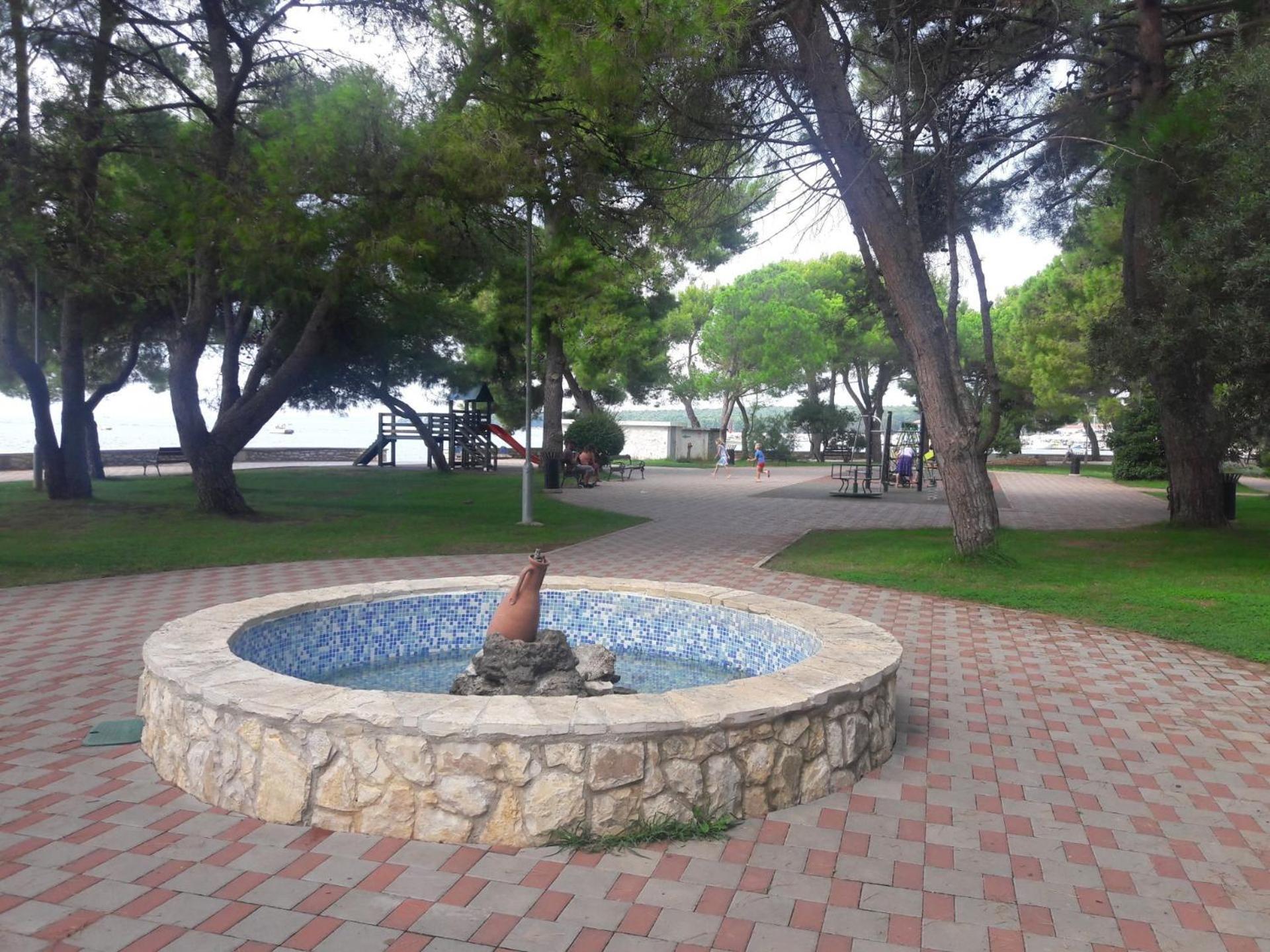 Apartments Mir Фажана Екстер'єр фото